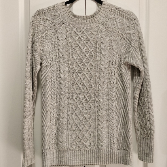 Cotton Cable Knit Sweater - Picture 2 of 8
